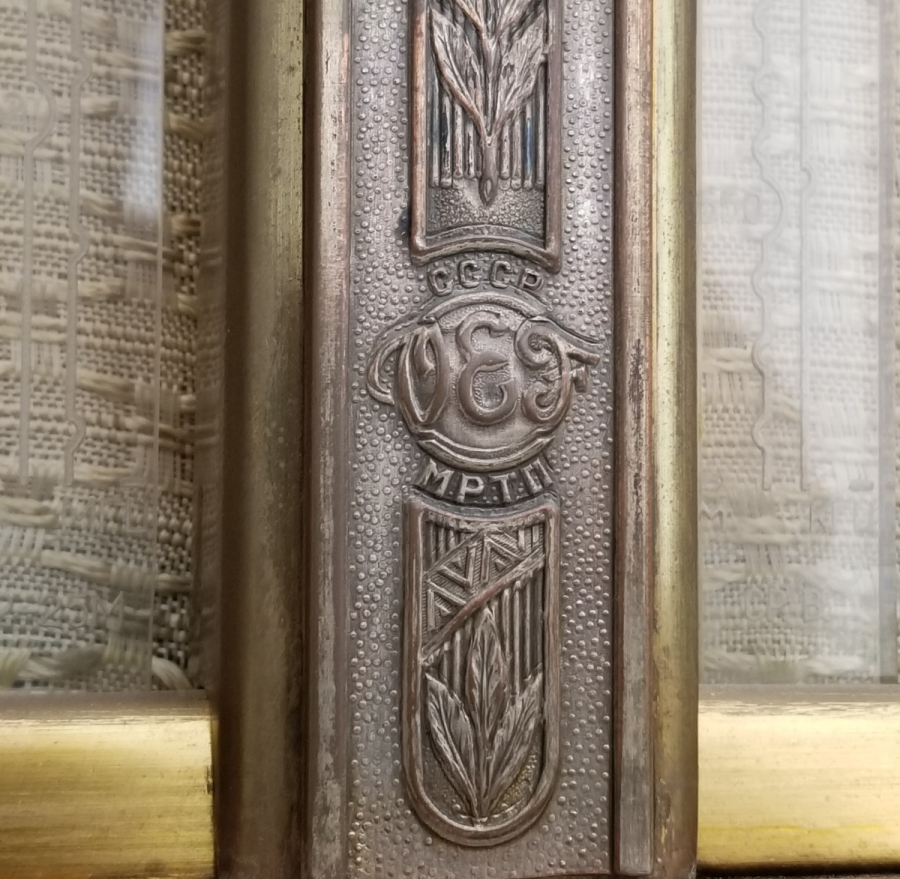 PLAKÇALARLI ÇOK NADİR ÇALIŞIR DURUMDA DEV BOY ANTİKA AHŞAP KASA SOVYET RUSYA YAPIMI RADYO