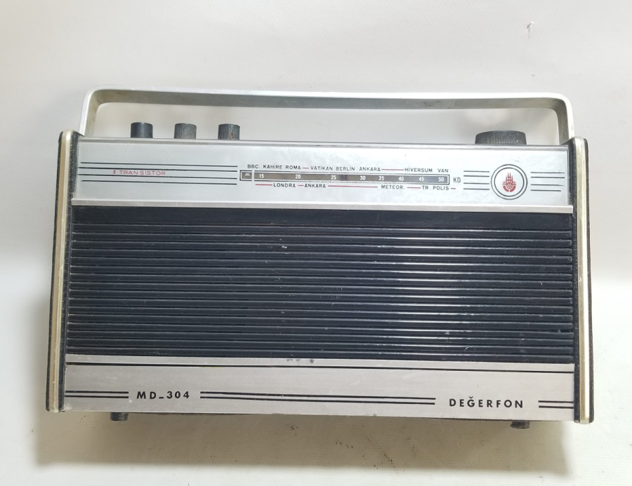 ÇALIŞIR DURUMDA ANTİKA RADYO