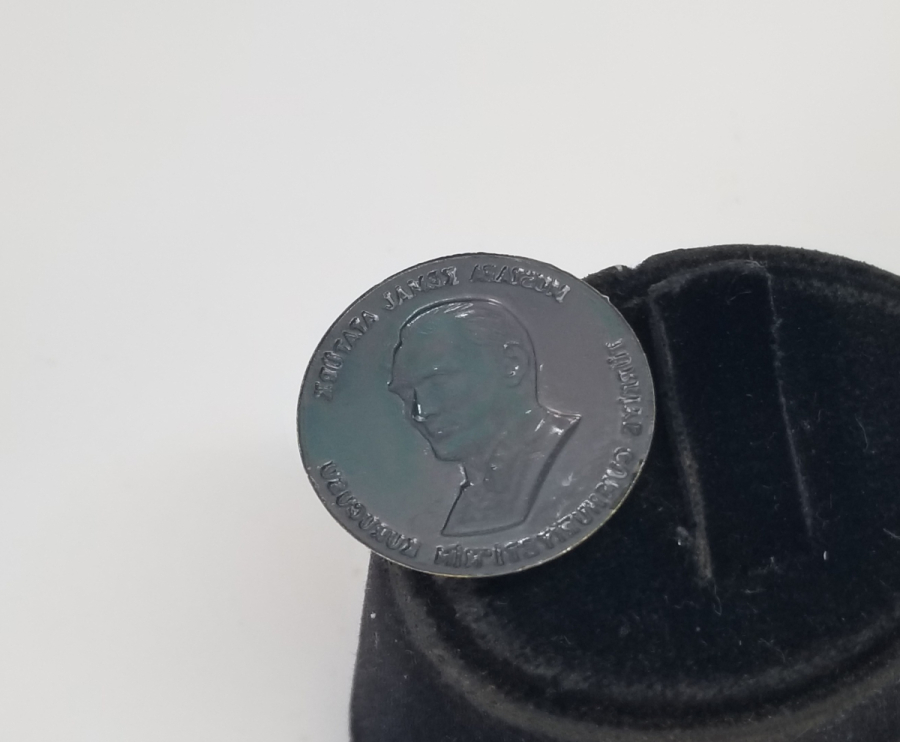 ANTİKA GÜMÜŞ ATATÜRK ROZETİ
