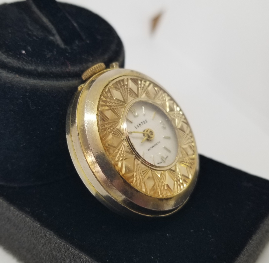 ALTIN KAPLAMA ANTİKA KURMALI ZENNE CEP SAATİ