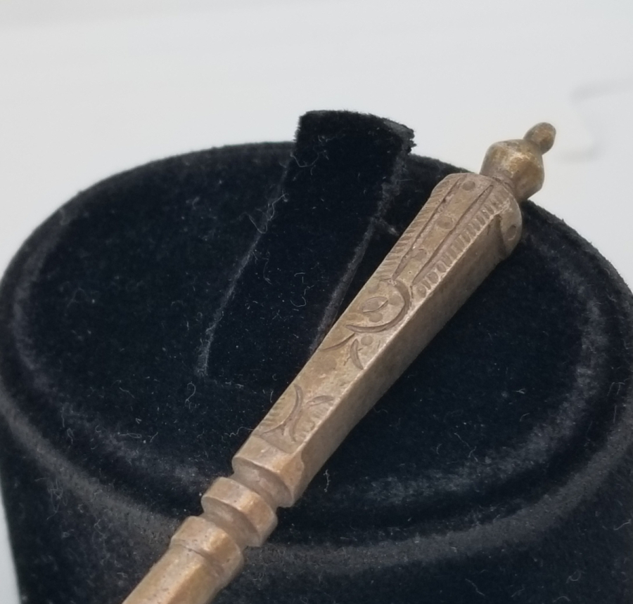 OSMANLI DÖNEMİ KABARTMA İŞÇİLİKLİ GÜMÜŞ KAŞIK