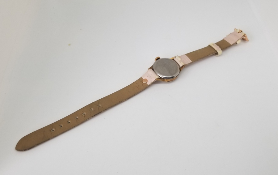 ALTIN KAPLAMA ANTİKA NACAR KOL SAATİ