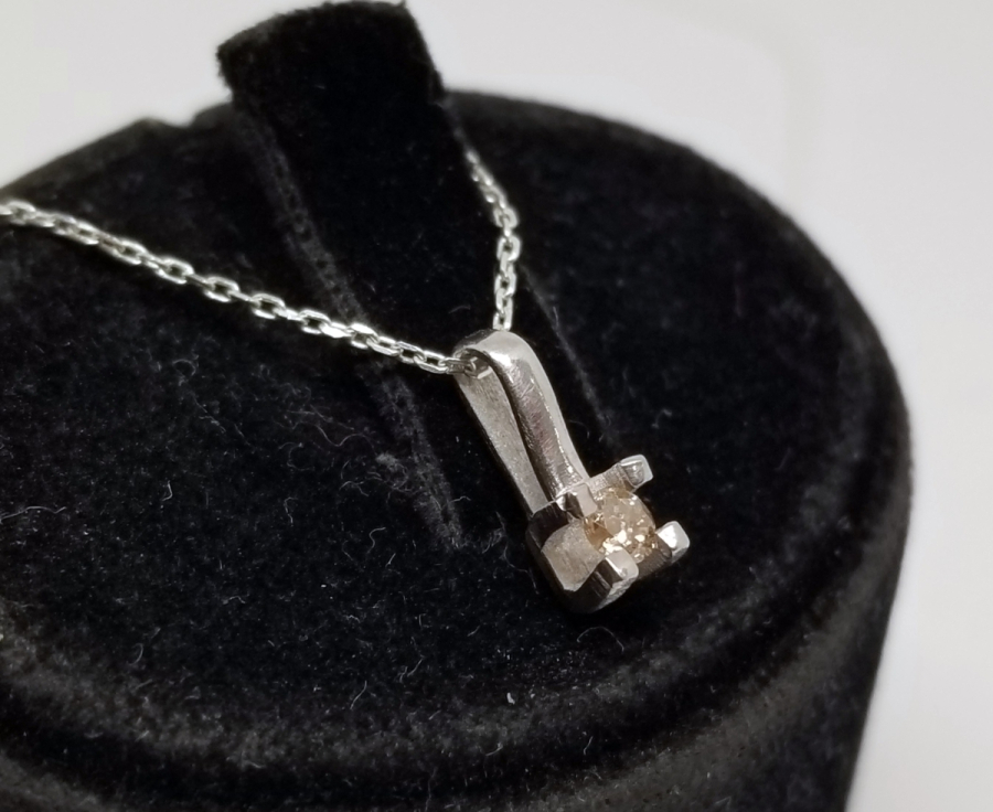 PIRLANTA TAŞLI ÖZEL YAPIM KOLYE