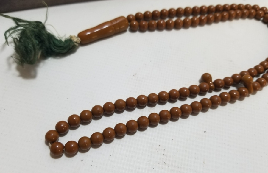 MERCANİ RENKTE OSMANLI DÖNEMİ BEYKOZ NAMAZ TESPİHİ