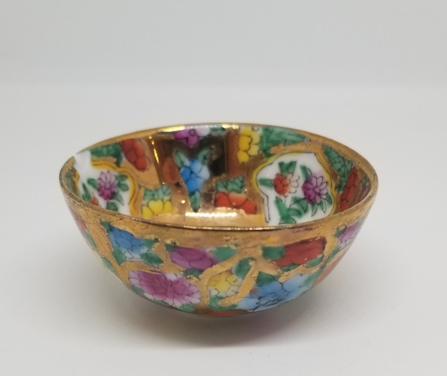 ESKİ ÇİN YAPIMI PORSELEN MİNİ KASE