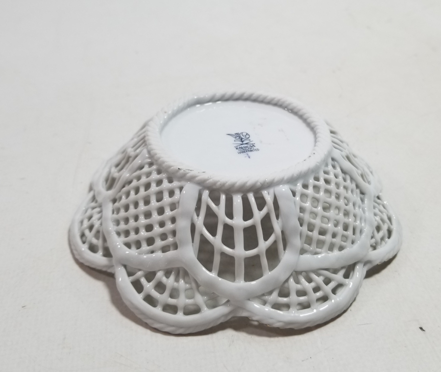 ÜZERİ ALTIN VARAKLI PORSELEN MEYVELİK