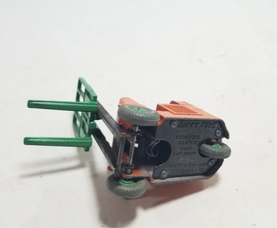 İNGİLİZ YAPIMI ANTİKA METAL OYUNCAK FORKLİFT