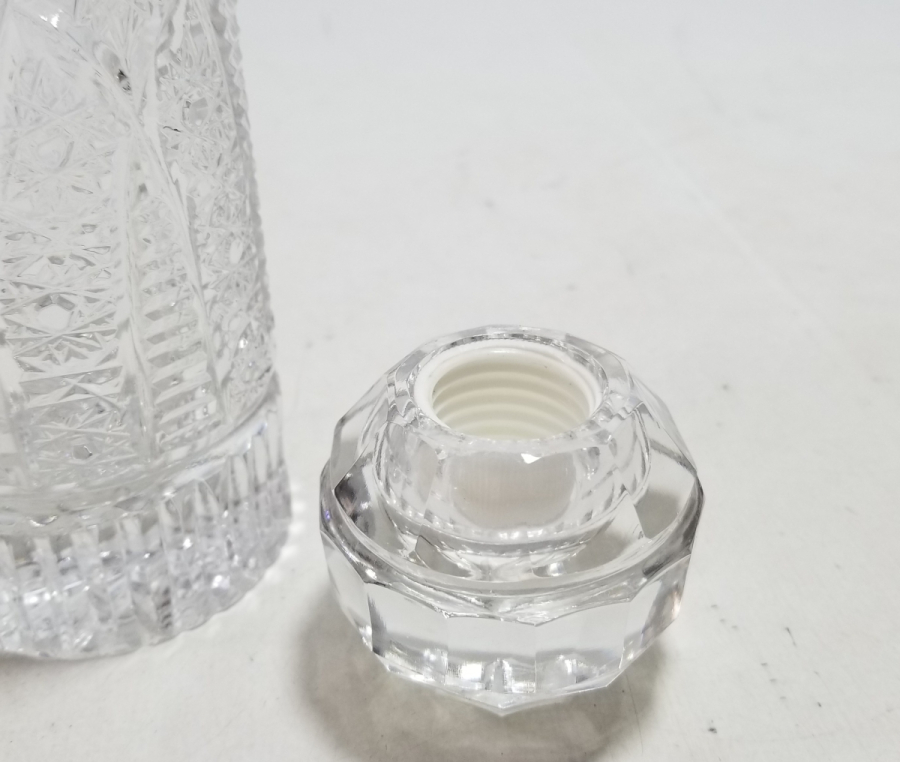 KRİSTAL KESME İŞÇİLİKLİ ANTİKA KOLONYA ŞİŞESİ