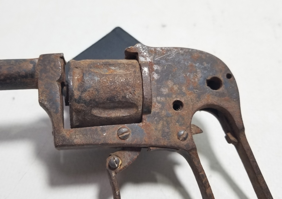 1. DÜNYA SAVAŞI DÖNEMİ İNGİLİZ SUBAY TABANCASI