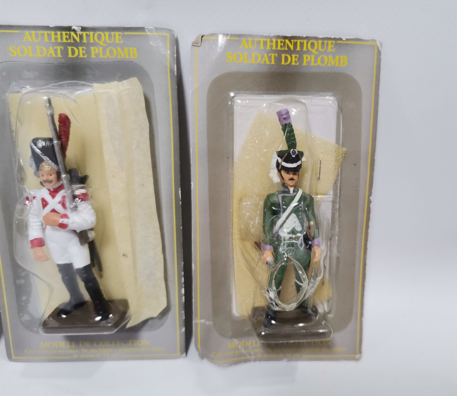 AÇILMAMIŞ PAKETİNDE 3 ADET KURŞUN ASKER