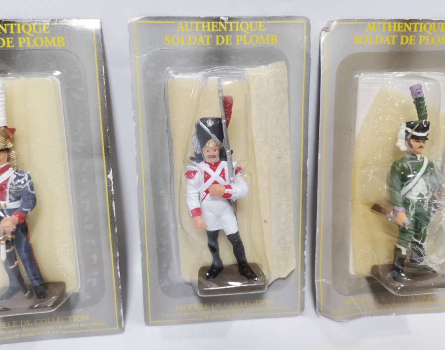 AÇILMAMIŞ PAKETİNDE 3 ADET KURŞUN ASKER