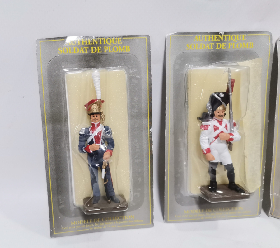 AÇILMAMIŞ PAKETİNDE 3 ADET KURŞUN ASKER