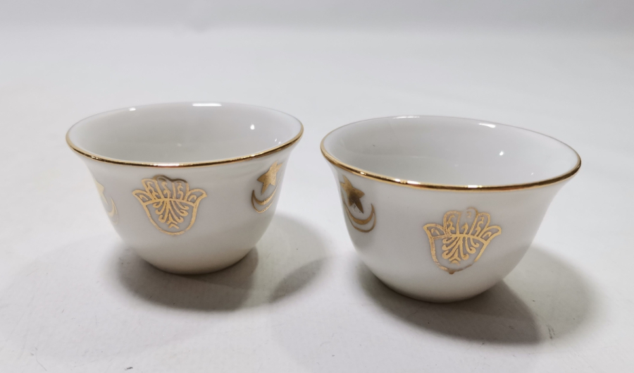 2 ADET ÜZERİ ALTIN VARAKLI ANTİKA ZARF FİNCANI