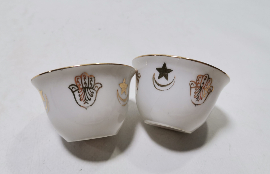 2 ADET ÜZERİ ALTIN VARAKLI ANTİKA ZARF FİNCANI