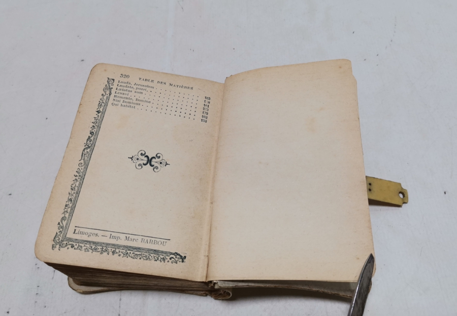 NADİR TİPTE ANTİKA İNCİL