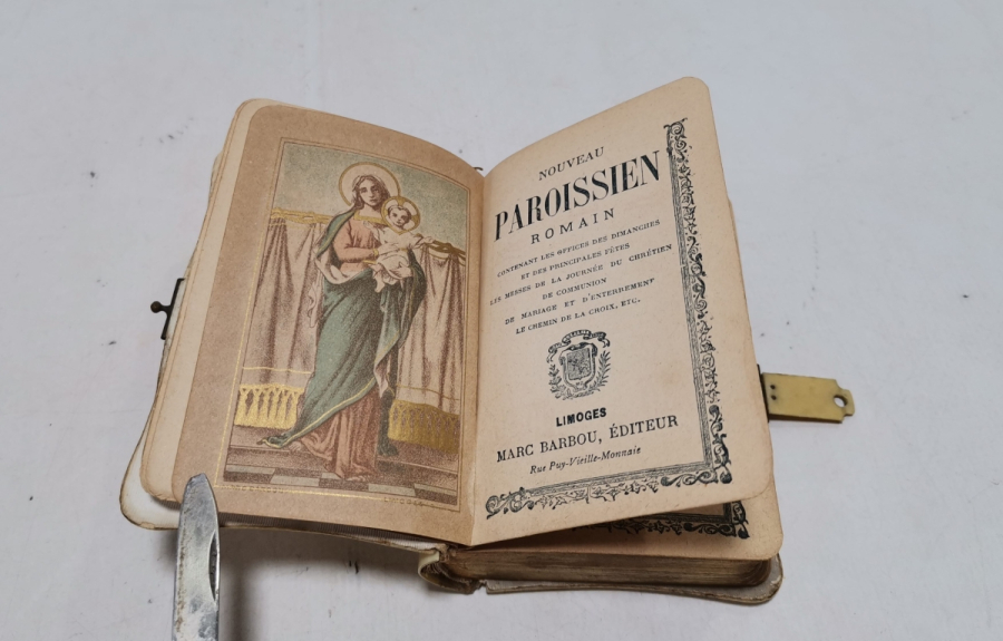 NADİR TİPTE ANTİKA İNCİL