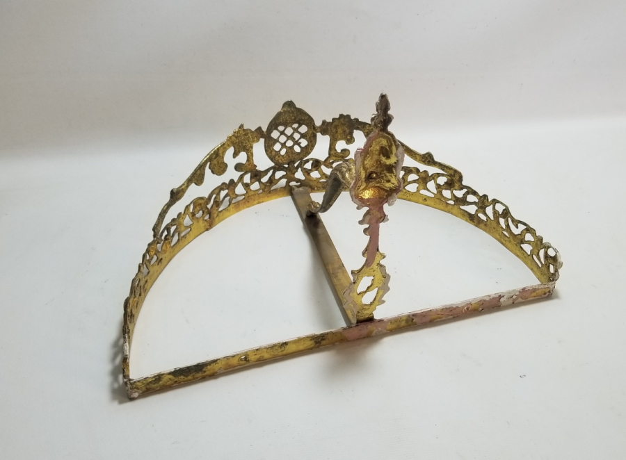 KABARTMA İŞÇİLİKLİ ANTİKA PİRİNÇ TELEFONLUK