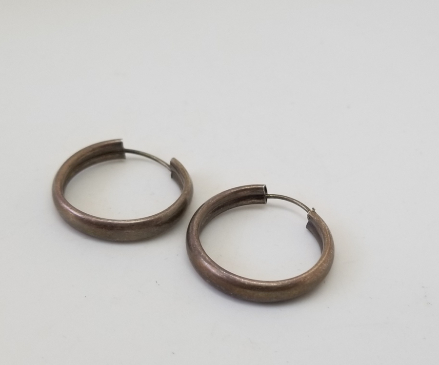 GÜMÜŞ HALKA KÜPE