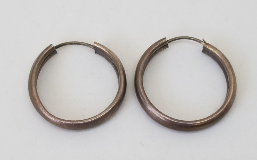 GÜMÜŞ HALKA KÜPE