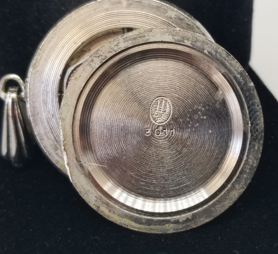 NADİR TİPTE ANTİKA KURMALI KOLYE SAAT