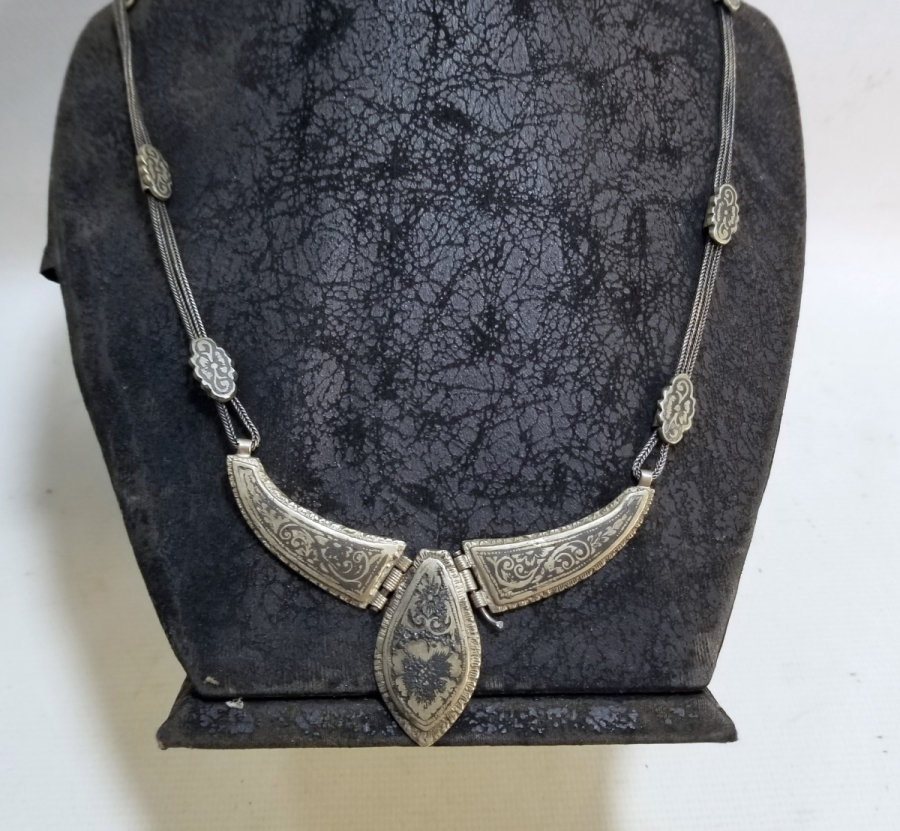 SAVAT İŞÇİLİKLİ ANTİKA GÜMÜŞ GERDANLIK