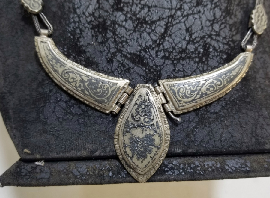 SAVAT İŞÇİLİKLİ ANTİKA GÜMÜŞ GERDANLIK