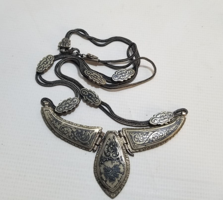 SAVAT İŞÇİLİKLİ ANTİKA GÜMÜŞ GERDANLIK