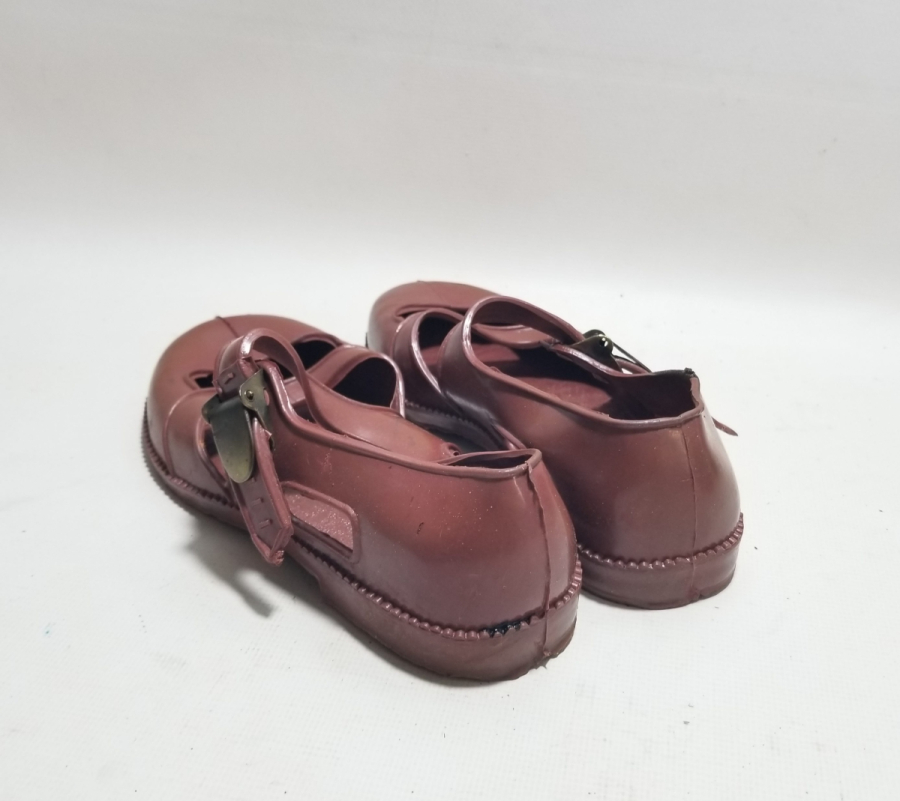 ANTİKA NOSTALJİK ÇOCUK AYAKKABISI