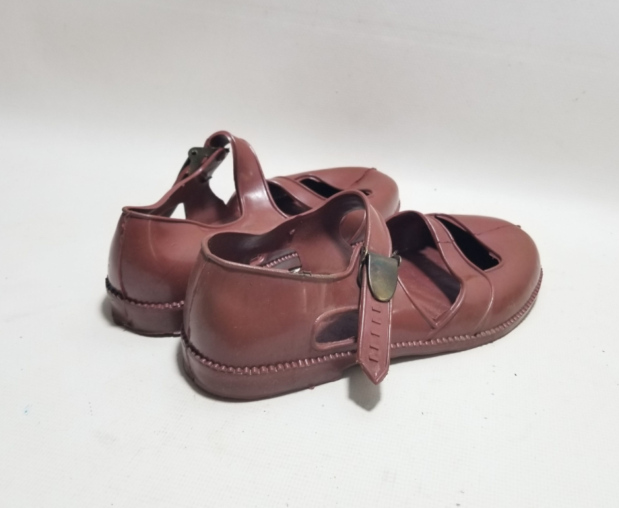 ANTİKA NOSTALJİK ÇOCUK AYAKKABISI