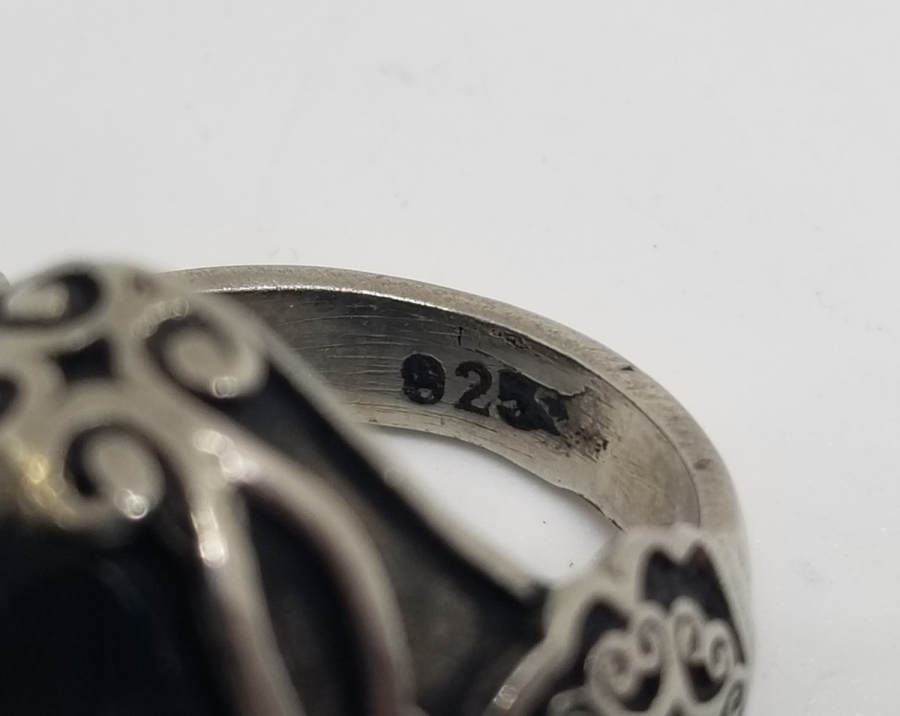 KABARTMA İŞÇİLİKLİ BÜYÜK BOY GÜMÜŞ YÜZÜK