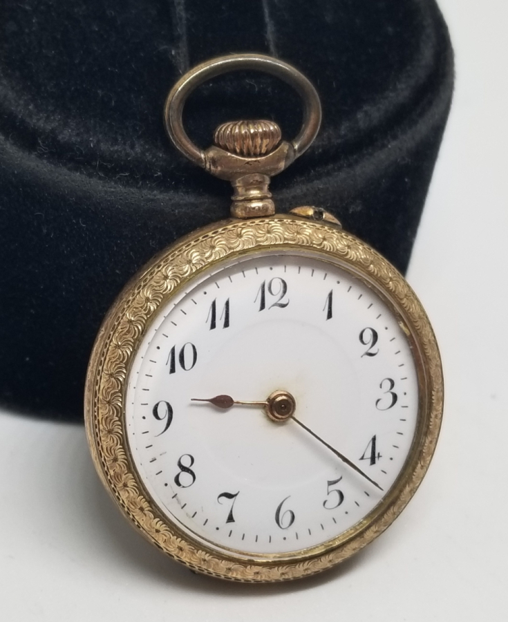 KABARTMA İŞÇİLİKLİ NADİR TİPTE ANTİKA ALTIN CEP SAATİ