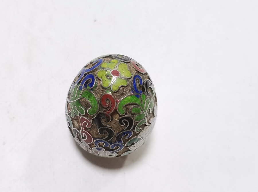 ÜZERİ MİNE İŞÇİLİKLİ ANTİKA PASKALYA YUMURTASI