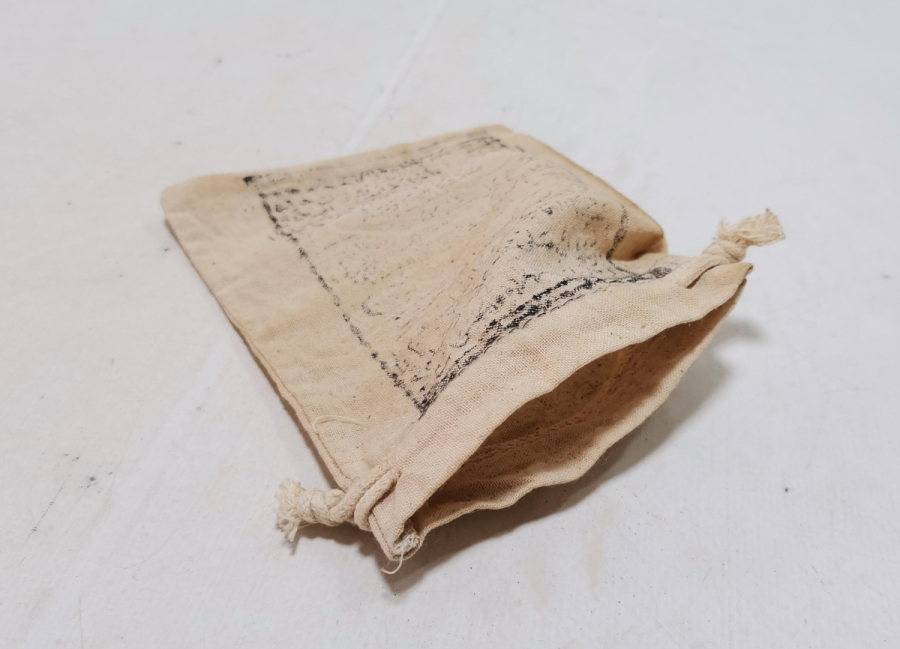 ÜZERİ TILSIMLI ANTİKA KESE