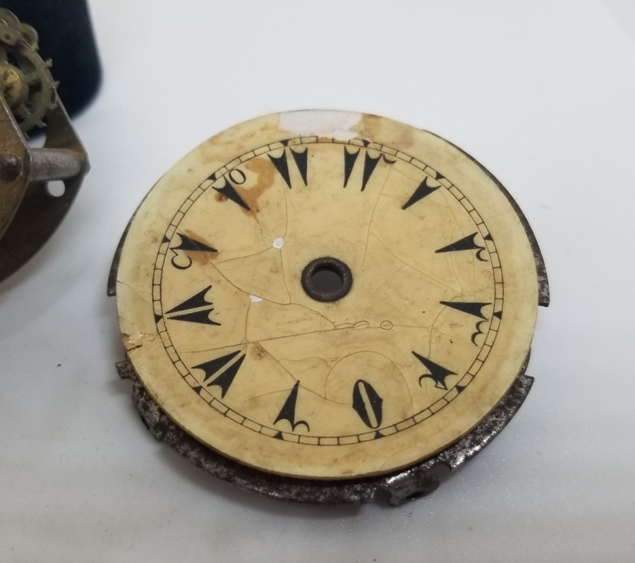 OSMANLI DÖNEMİ MASA SAATİ PARÇALARI