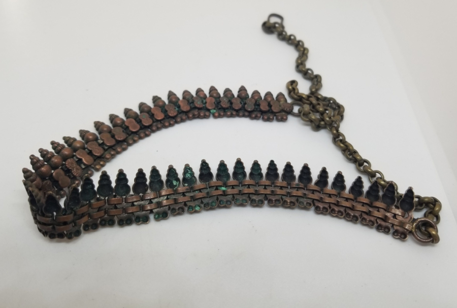 KABARTMA İŞÇİLİKLİ ANTİKA TÜRKMEN GERDANLIK