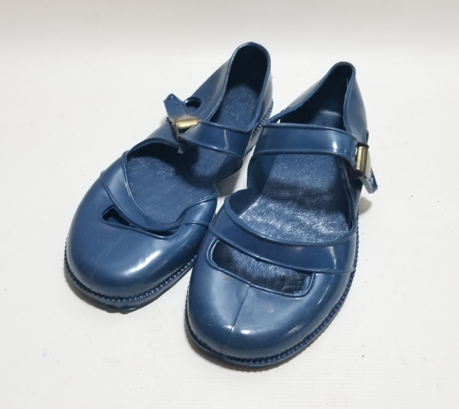 ANTİKA NOSTALJİK ÇOCUK AYAKKABISI