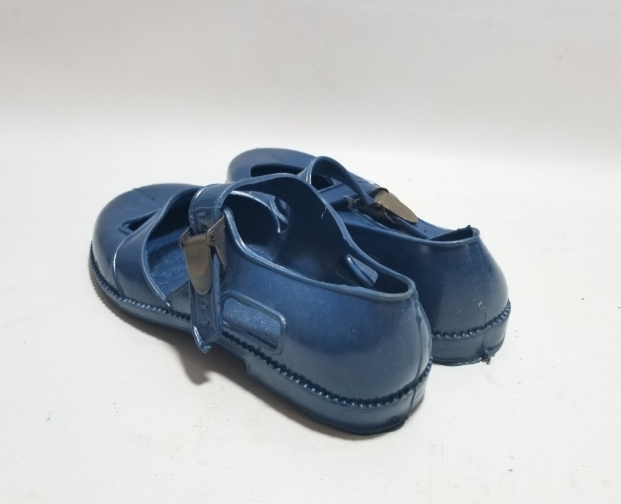 ANTİKA NOSTALJİK ÇOCUK AYAKKABISI