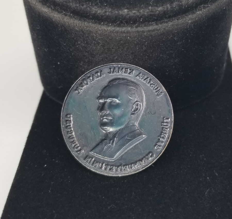 ANTİKA GÜMÜŞ ATATÜRK ROZETİ