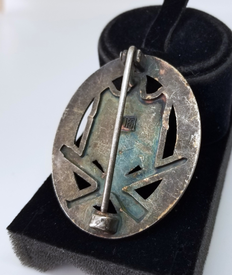 NADİR TİPTE GÜMÜŞ NAZİ NİŞANI