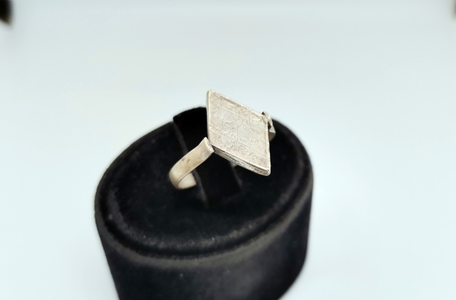 ÜZERİ EBCED HESAPLI ÖZEL YAPIM ANTİKA GÜMÜŞ TILSIM YÜZÜK