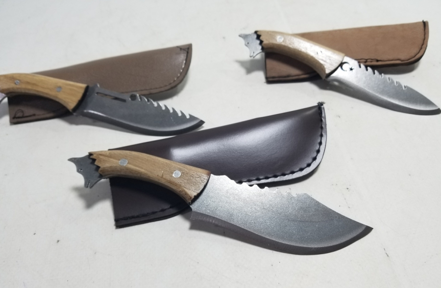 ÖZEL YAPIM KURT BAŞLI KAMPÇI BIÇAKLARI LOTU