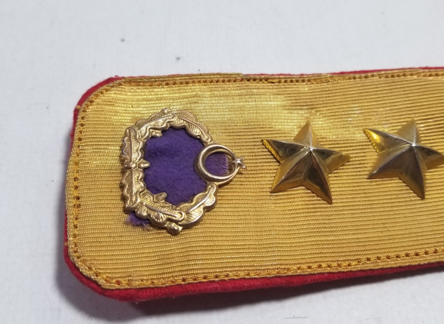 SIRMA İŞÇİLİKLİ ANTİKA ÇİFT SUBAY APOLETİ