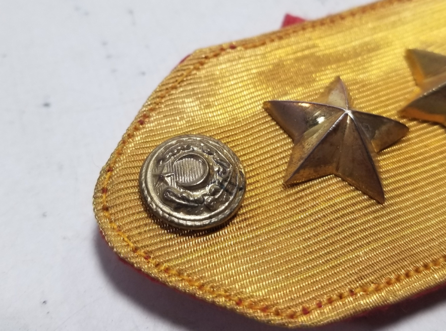 SIRMA İŞÇİLİKLİ ANTİKA ÇİFT SUBAY APOLETİ