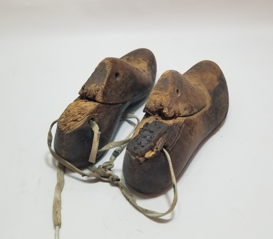 OSMANLI DÖNEMİ EL YAPIMI AHŞAP AYAKKABICI KALIBI