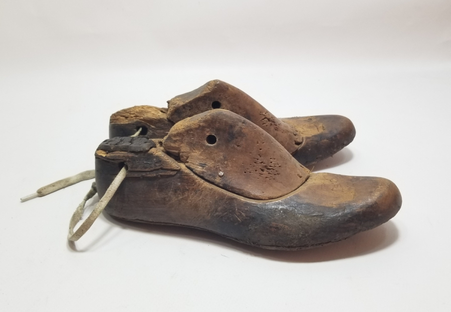 OSMANLI DÖNEMİ EL YAPIMI AHŞAP AYAKKABICI KALIBI