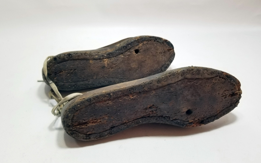 OSMANLI DÖNEMİ EL YAPIMI AHŞAP AYAKKABICI KALIBI