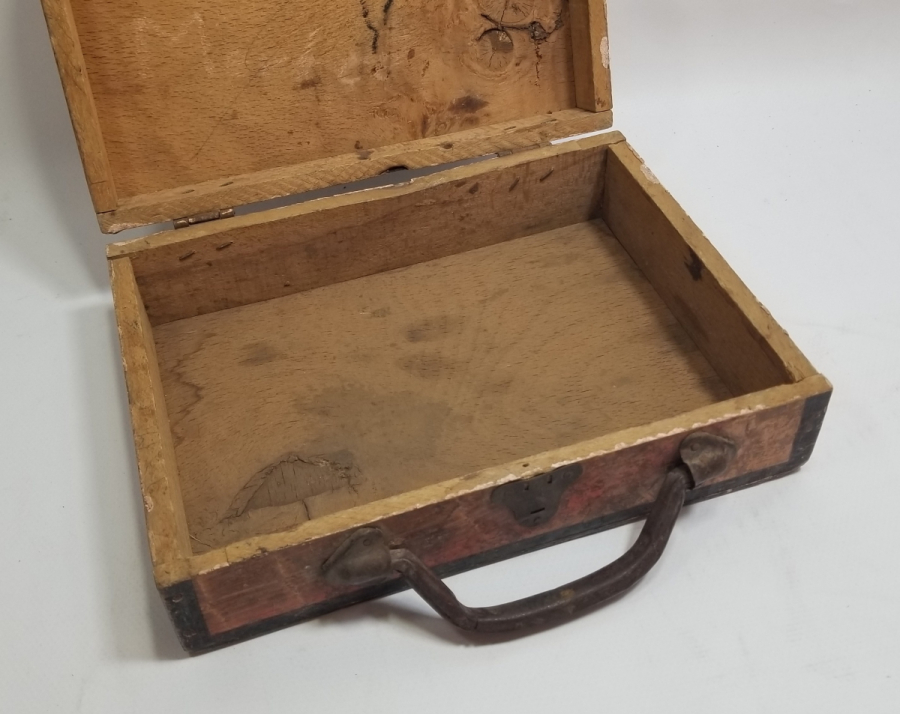 EL YAPIMI ANTİKA AHŞAP ÖĞRENCİ ÇANTASI - BAVUL