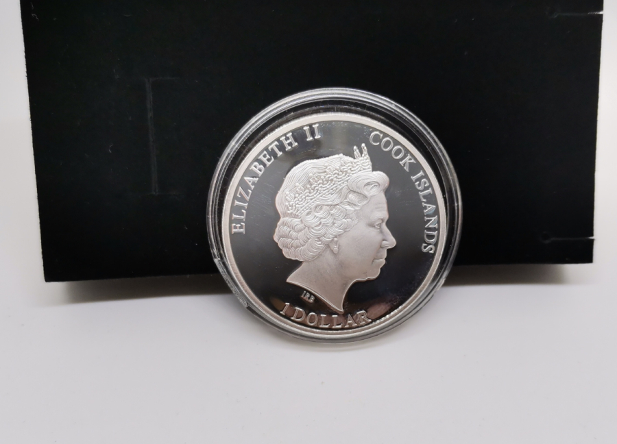 TUTANKHAMON VE 2. ELİZABETH GÖRSELLİ GÜMÜŞ KAPLAMA HATIRA 1 DOLAR