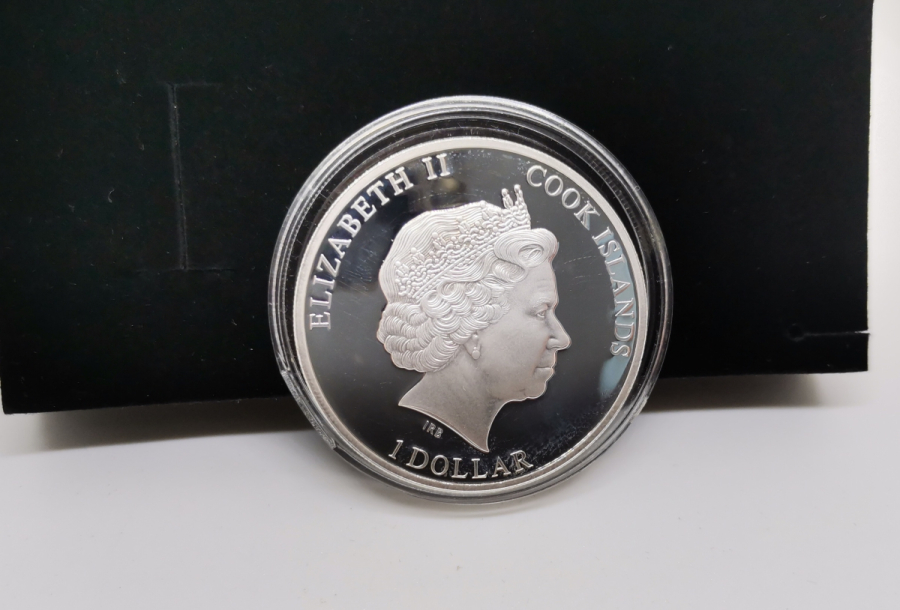 TUTANKHAMON VE 2. ELİZABETH GÖRSELLİ GÜMÜŞ KAPLAMA HATIRA 1 DOLAR