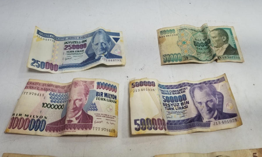 ANTİKA KAĞIT PARA LOTU